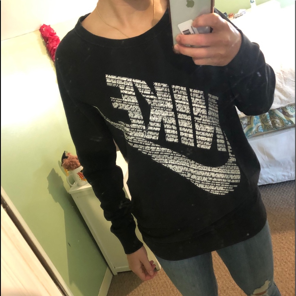 Nike sweatshirt